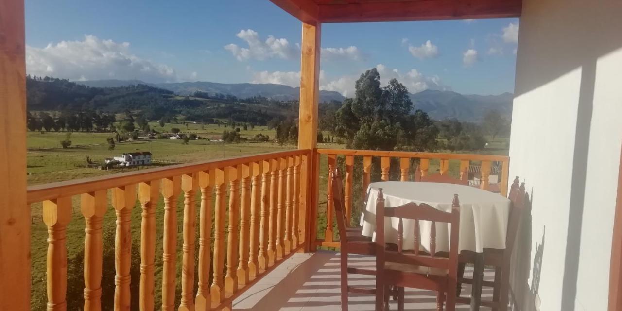 Hotel El Cangrejo Paipa Eksteriør bilde